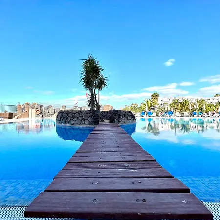 Junior With Pool Or Sea View, Wifi And Heated Pool Apartamento *