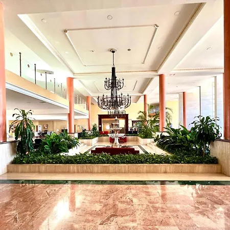 Junior With Pool Or Sea View, Wifi And Heated Pool Apartamento *