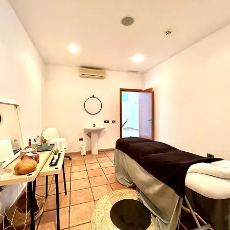 Junior With Pool Or Sea View, Wifi And Heated Pool *
