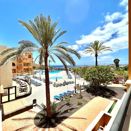 Junior With Pool Or Sea View, Wifi And Heated Pool Διαμέρισμα