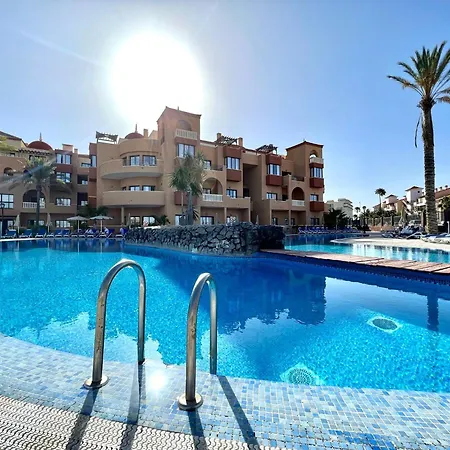 Junior With Pool Or Sea View, Wifi And Heated Pool * San Miguel de Abona
