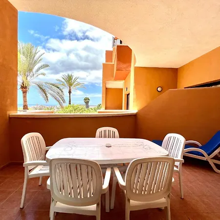 Junior With Pool Or Sea View, Wifi And Heated Pool Apartman